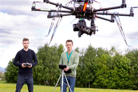 fly  drone  ultimate beginners guide uav adviser
