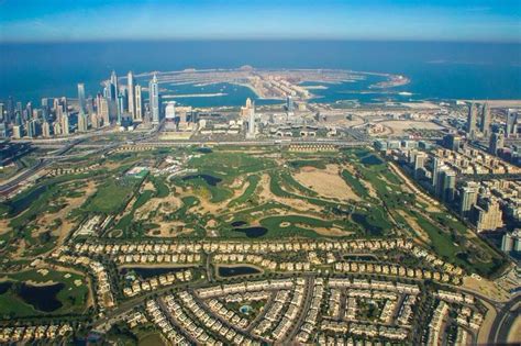 emirates gc dubai uae places  visit golf courses city photo