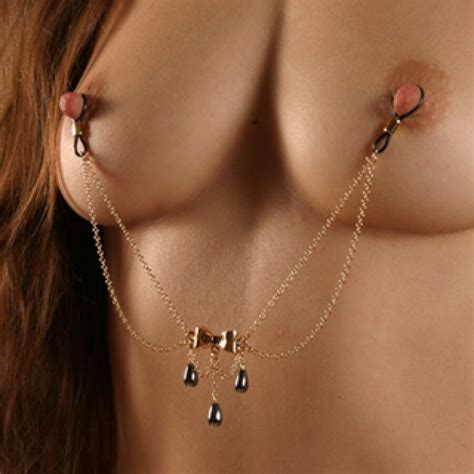 nipple jewelry