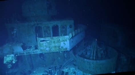 dive  worlds deepest  shipwreck reaches  warship
