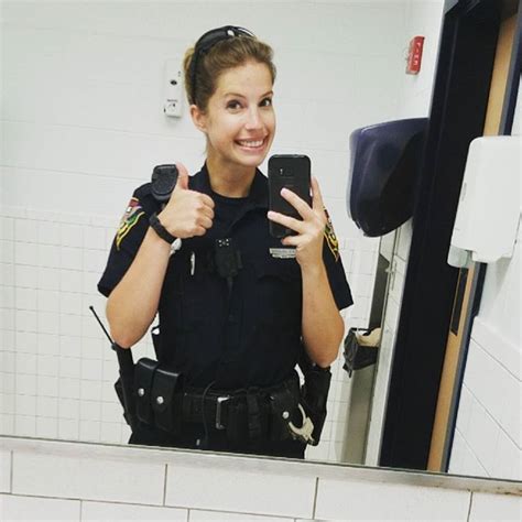 female police officer police women female police