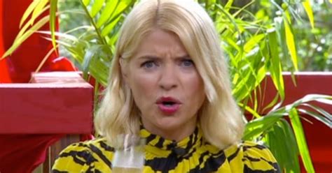 holly willoughby s i m a celebrity jungle wardrobe cost revealed as