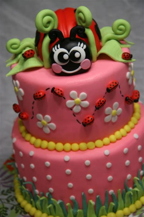 ladybug version  lady bug birthday cake ladybug cake ladybug cakes