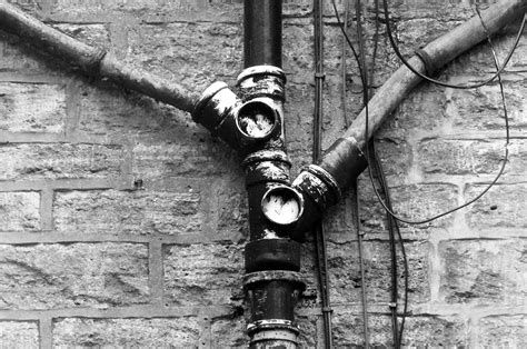 leaking pipe mott plumbing adelaide
