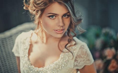 Sexy Busty Blue Eyed Long Haired Blonde Bride Girl Wallpaper 5662