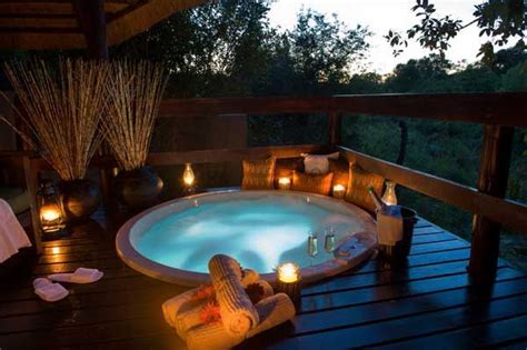 Romantic Hot Tub Ideas Valentine S Day Edition Jacuzzi Outdoor