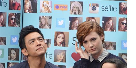 Karen Gillan And John Cho Look Awkward Promoting Selfie