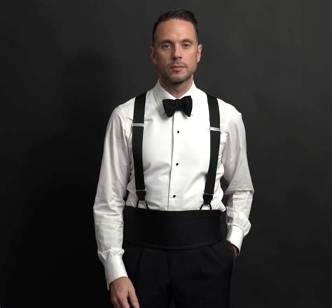cummerbund  suspenders  mandatory wearing  tuxedo tuxedo