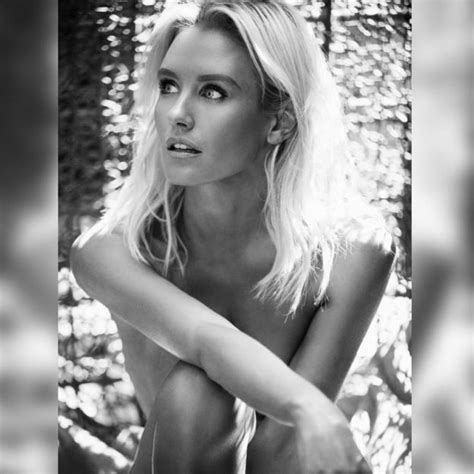 Nicky Whelan The Fappening Hot And Sexy 23 Photos The Fappening