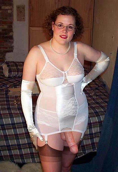 shemale morphs girdles corset mature porn photo