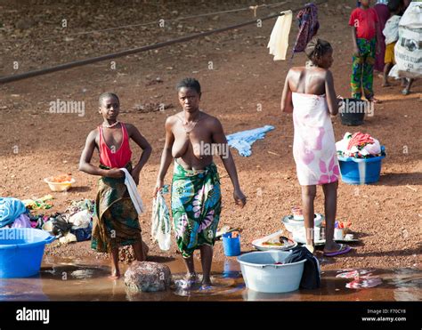 Gabu Guinea Bissau April 2 2014 African Women Taking Bath And