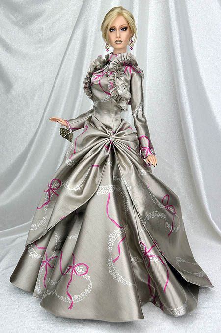 fashion doll beautiful gown Наряды Одежда для барби Вышитые платья