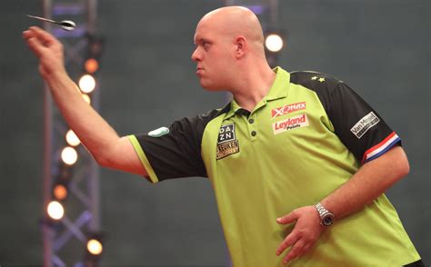 michael van gerwen  finale pdc wk darts nieuwjaarsavond  op rtl  totaal tv