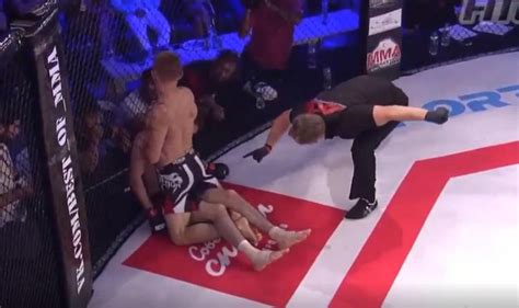 Mma Fighter Gets Choked Unconscious Still Knocks Out Opponent