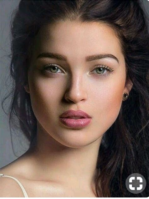Linda Chica Con Un Rostro Angelical 😘💞💋💋😍 Lovely Eyes Stunning Eyes