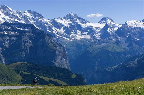 private guided deluxe bernese oberland traverse alpinehikersalpinehikers