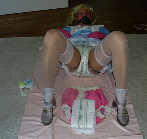 sissy maid from berlin in diapers and chastity 8 pics