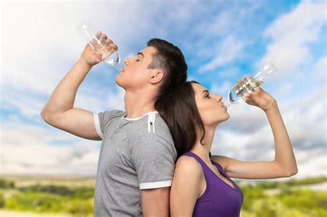 Watchfit How Much Water Do We Need To Drink
