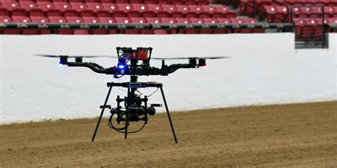 faa expects  commercial drones  fly  year