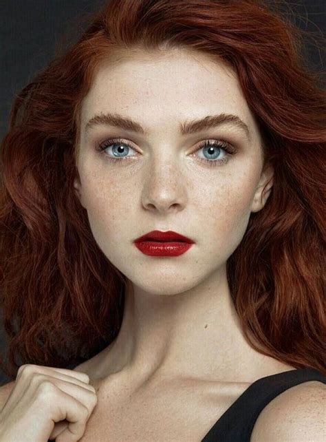 Pin By Zhana Zdepski On Hair Styles Beautiful Freckles Pretty Red