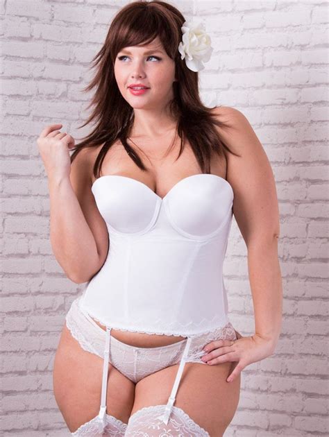 lingerie for plus size 5 best outfits