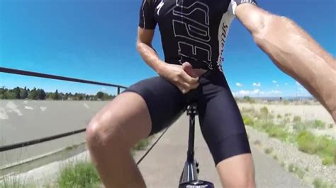 pissing lycra in public while cycling thumbzilla