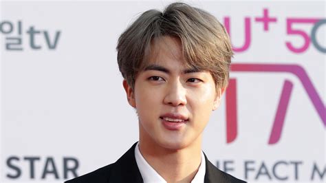 Jin Of Bts Debuts New Purple Hair And Fans Are Losing Their Minds Allure