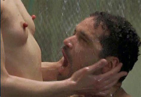 milla jovovich bush breast and lesbian scenes on mr skin