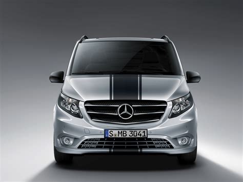 sport  package improves    mercedes benz vito range carscoops