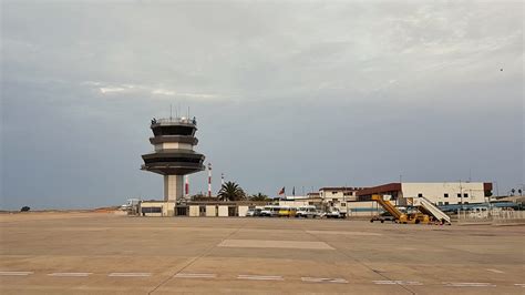 faro airport bus        airport
