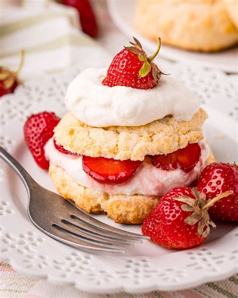 deep fried strawberry shortcakes  mother  daughter