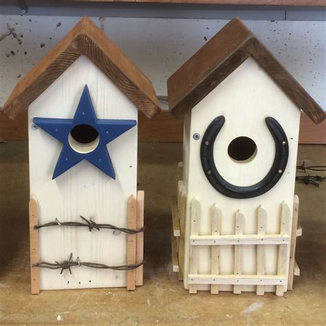 build  rustic decorative birdhouse feltmagnet