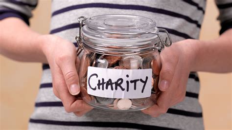 reasons   giving  charity night helper