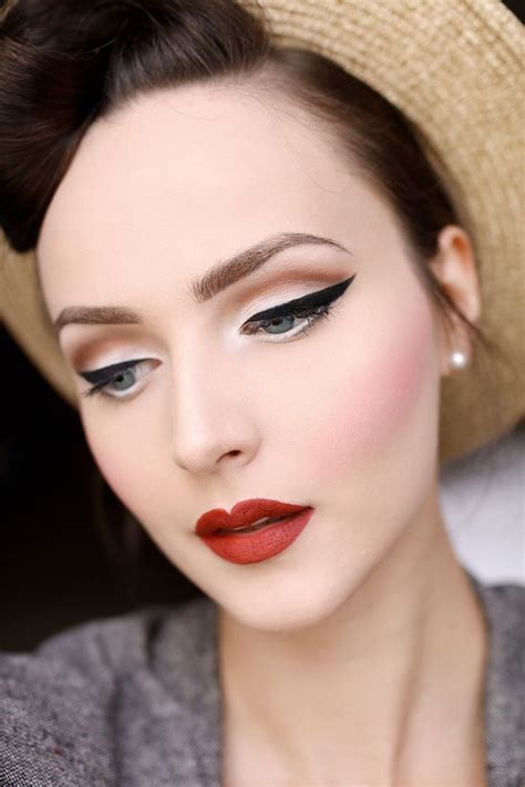 the 25 best retro makeup ideas on pinterest cateye retro eyeliner and perfect eyeliner