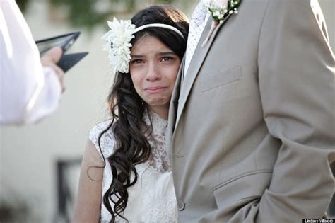 photographer gives 11 year old the t of a walk down the aisle with her dying dad