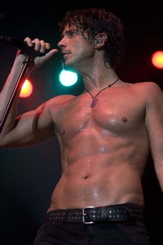 chris cornell sexy voice and everything else magnificent males