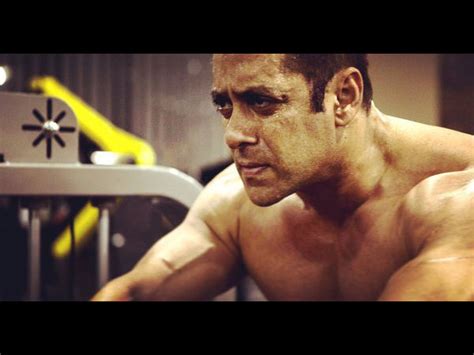 shirtless salman khan sweating it out during training session of sultan