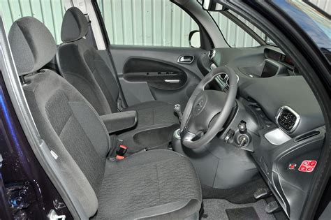 citroen  picasso interior autocar