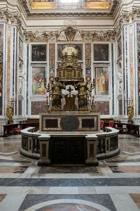 innenraum der basilika santa maria maggiore rom redaktionelles