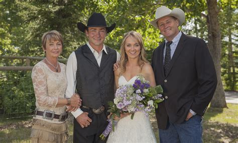 heartland actress amber marshall s rustic ranch wedding