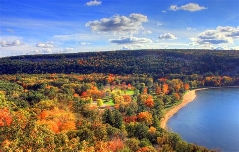 visit   awesome places  wisconsin  fall