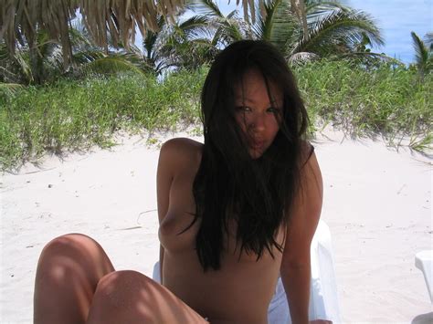 Trulyasians Filipina Topless At Beach Resort 038
