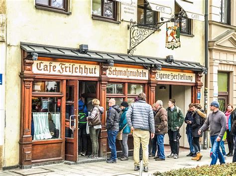 top  cafes  munich   visit  downtown area  magic earth