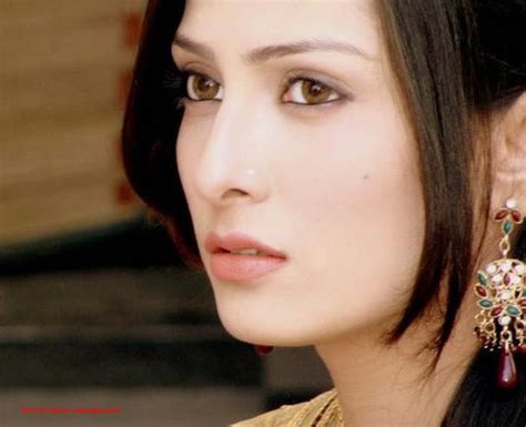 all actress biography and photo gallery aiza khan pakistani model actress wallpaper