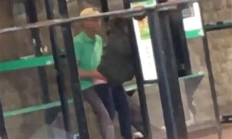 Couple Filmed Having Sex At A Busy Bus Stop In Daytime Daily Mail Online