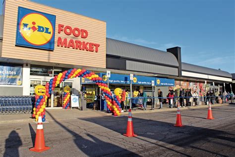 lidl opens  store  dogwood ave  franklin square herald community newspapers www