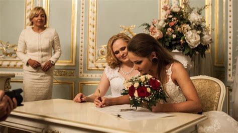 Lgbt Marriage Two Brides Officially Tie The Knot In Russia Photos
