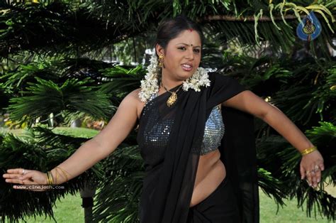 Telugu Actress Sunakshi Spicy Hot Armpit And Navel Expose In