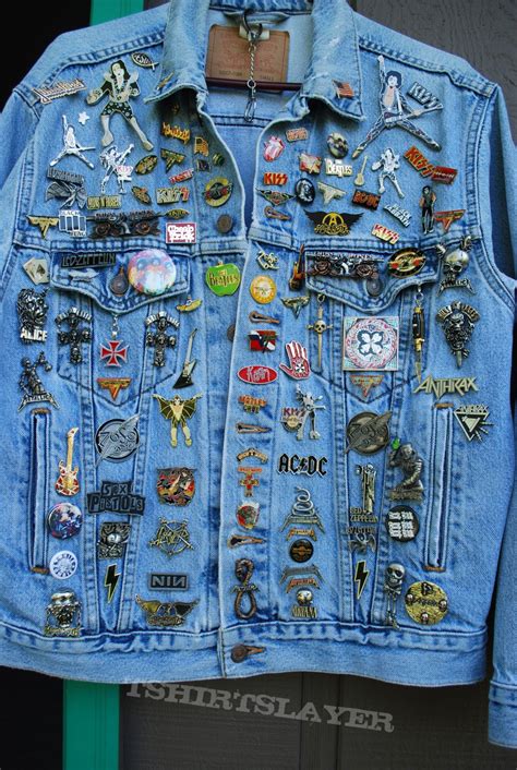 Jean Jacket With Many Rare Pin Badges Update 3