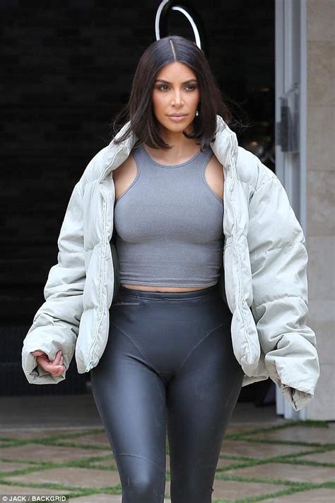 Kim Kardashian Reveals Her Figure In Skintight Outfit In La Daily